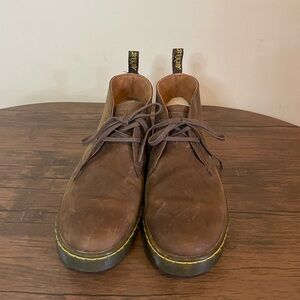 Dr. Martens Carrillo Men’s 8 missing insole in right boot